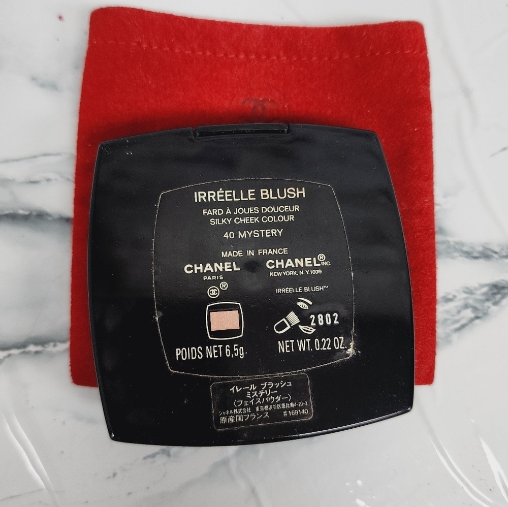 Authentic set chanel,wallets, parfum soap,lipstick and blush - Picture 7 of 12